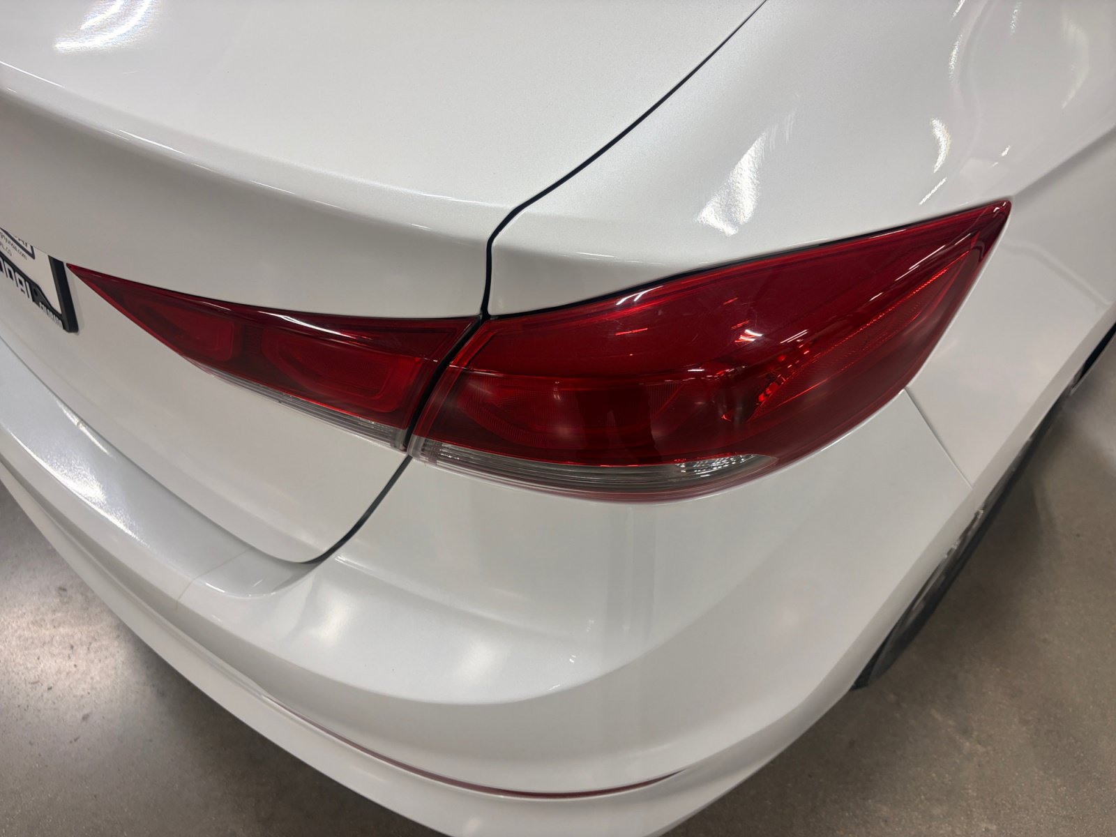 Used 2018 Hyundai Elantra SEL FWD image 31