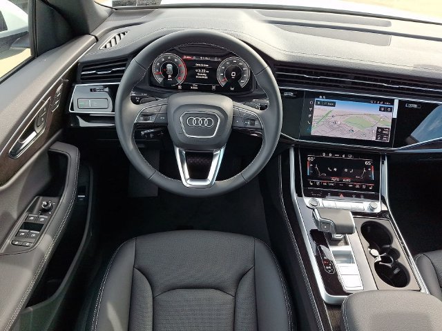 New 2027 Audi Q8 Premium Plus AWD/4WD image 7