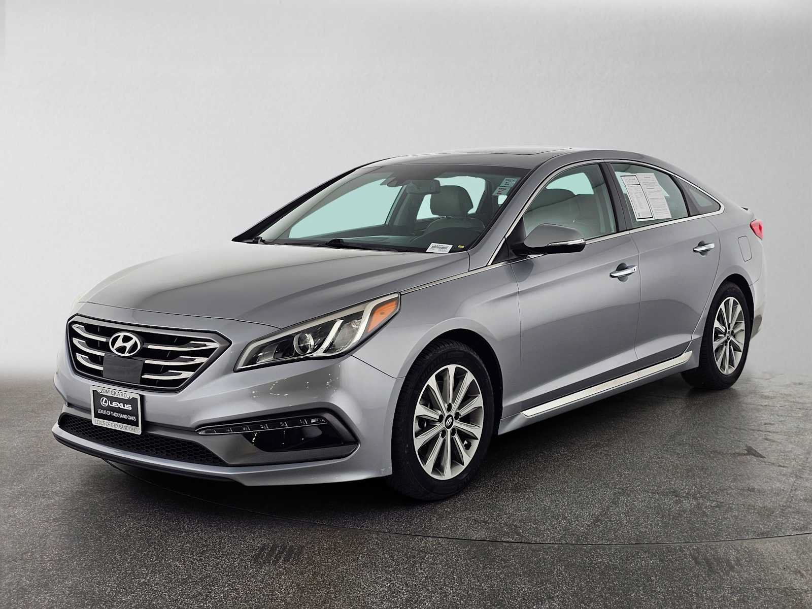 Used 2017 Hyundai Sonata Limited w/ Ultimate Package 04 FWD image 7