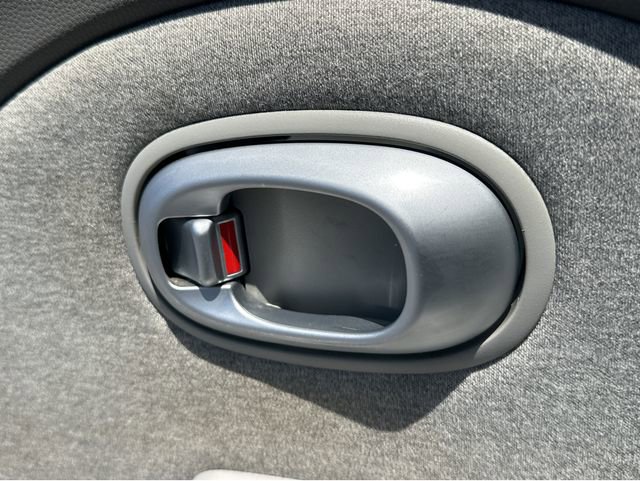 Used 2015 Kia Soul EV FWD image 38