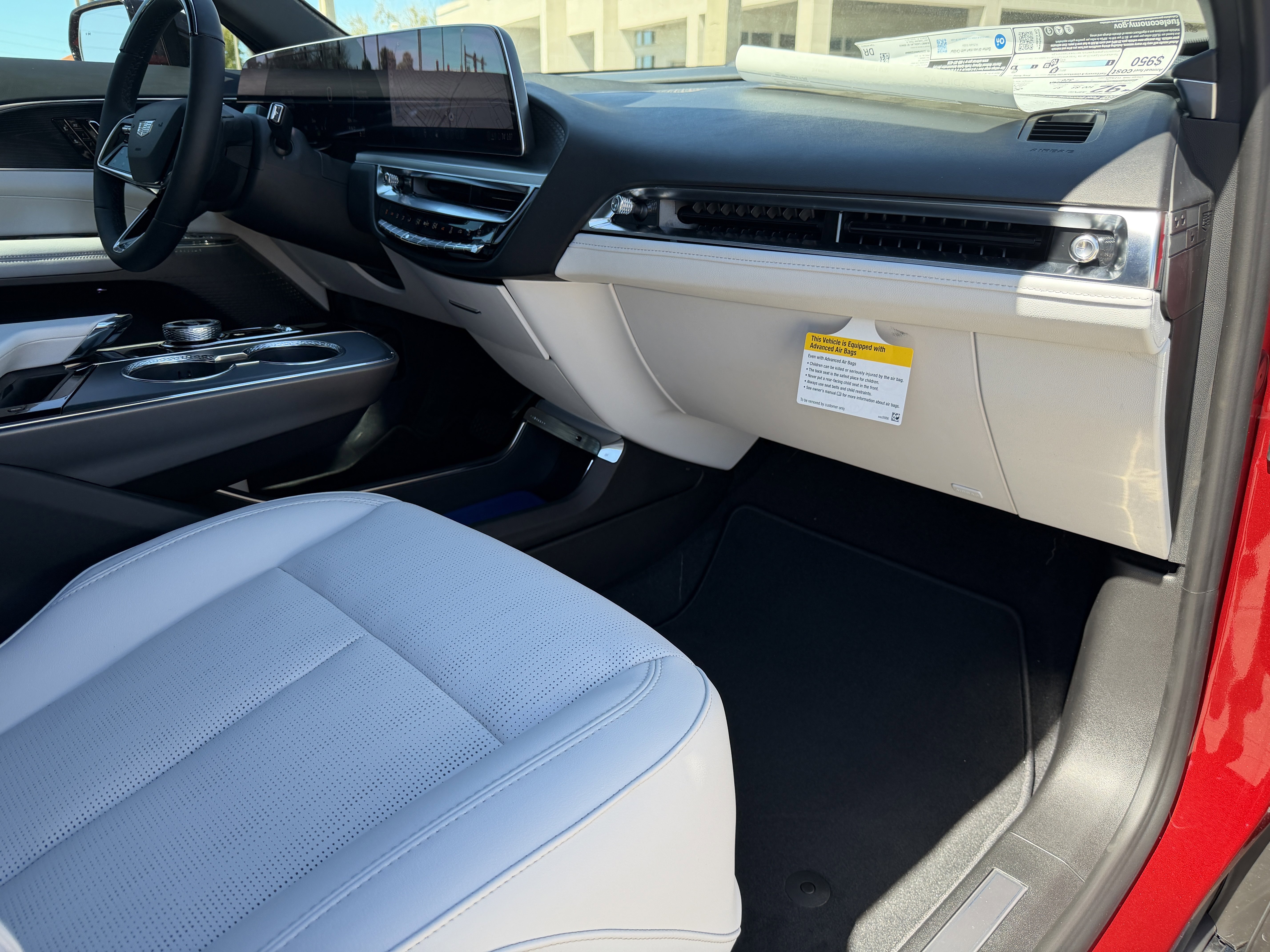 New 2026 Cadillac Lyriq Luxury image 12