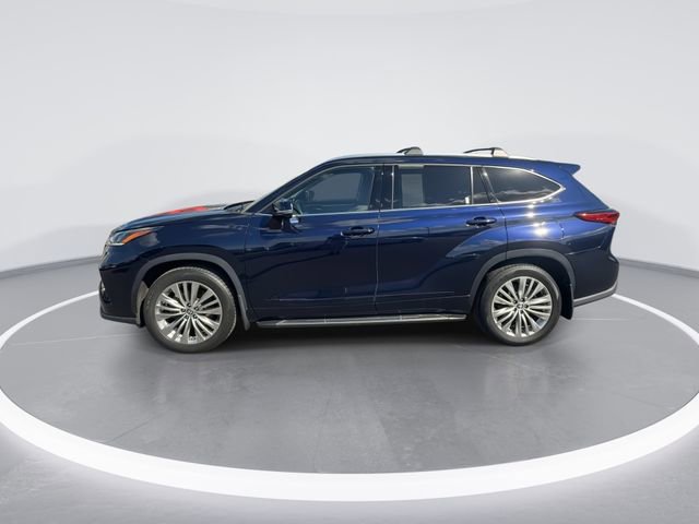 Used 2023 Toyota Highlander Platinum AWD/4WD image 5