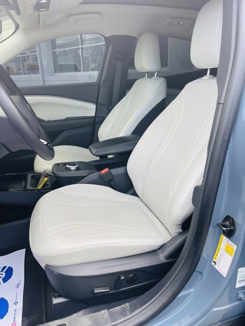 Used 2024 Ford Mustang Mach-E Premium image 12