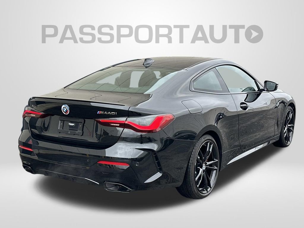 Used 2023 BMW 440i xDrive Coupe w/ Premium Package image 5