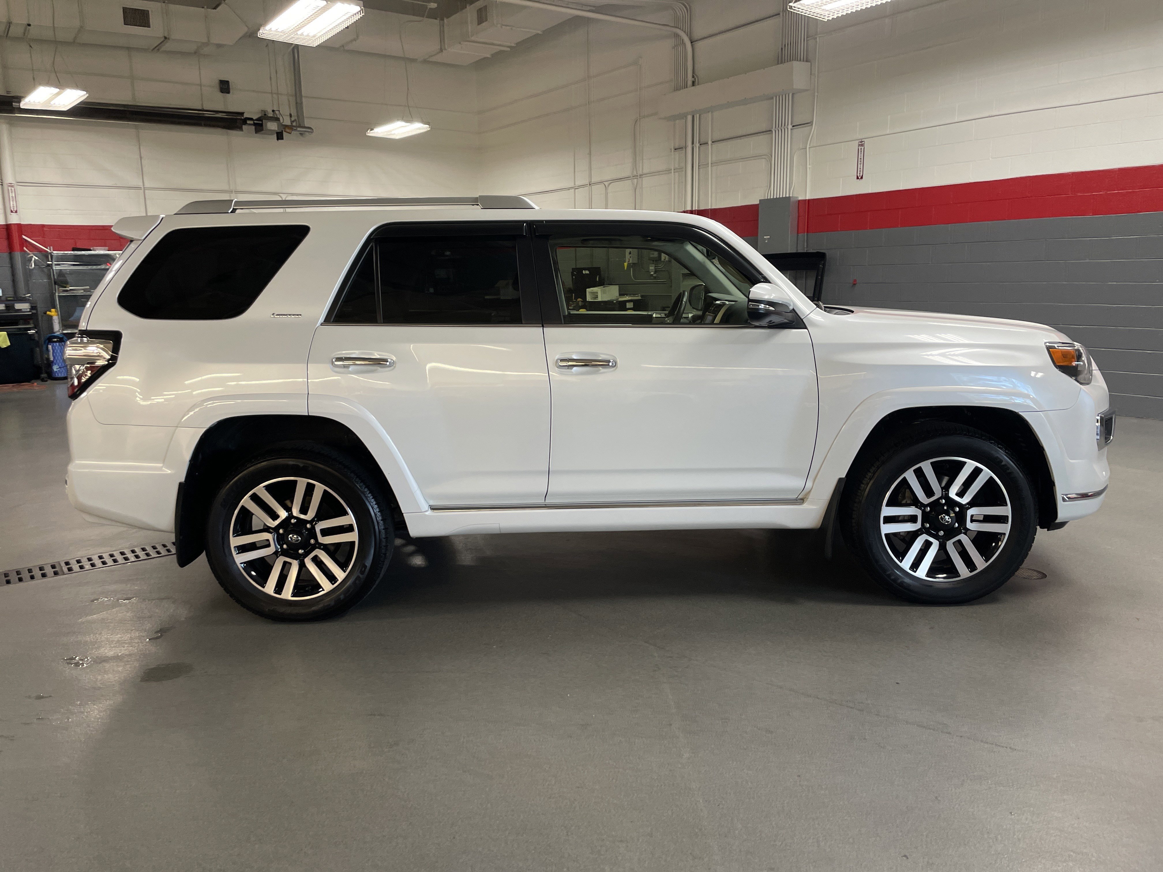 Used 2024 Toyota 4Runner Limited image 11