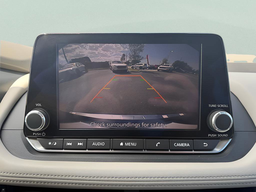 Used 2022 Nissan Rogue SV FWD image 19