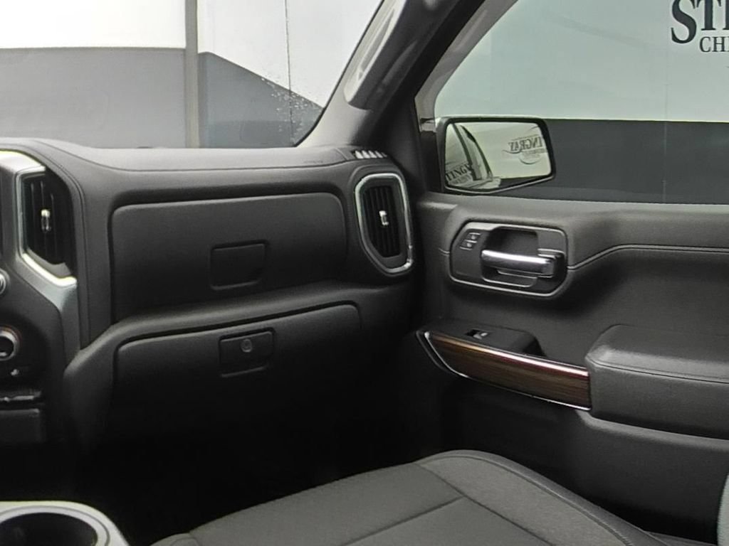 Used 2020 Chevrolet Silverado 1500 LT w/ All-Star Edition RWD image 15