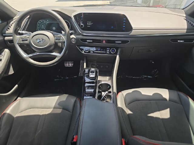 Used 2020 Hyundai Sonata SEL Plus w/ Tech Package FWD image 12