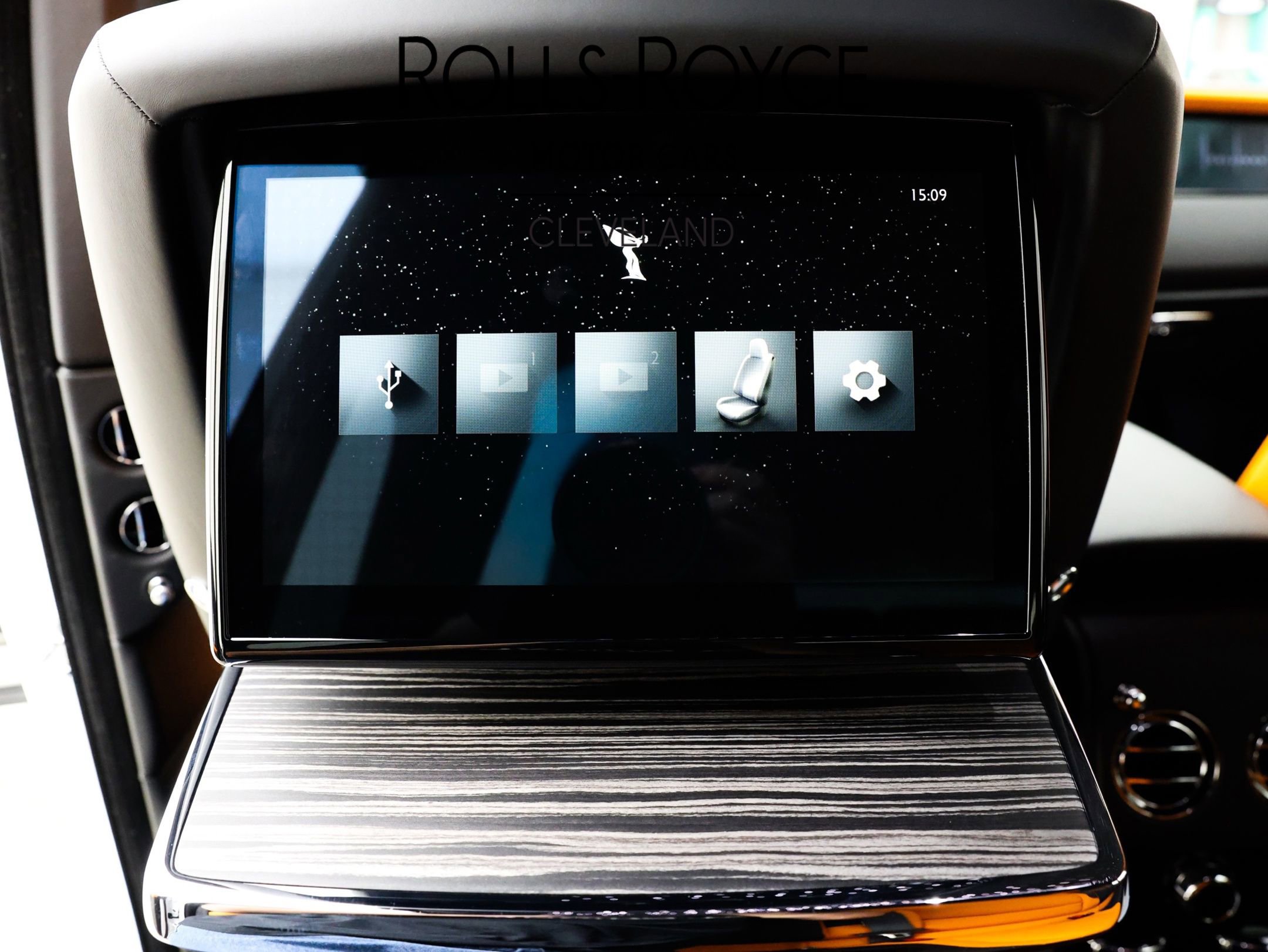 New 2026 Rolls-Royce Cullinan image 14