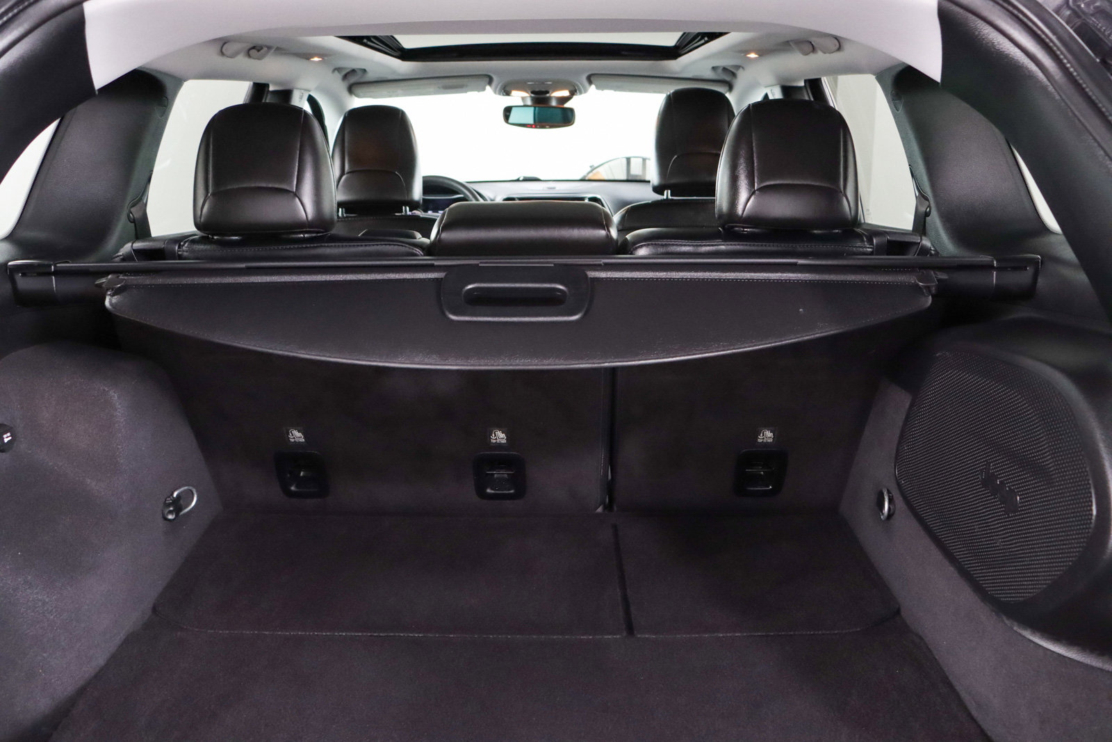 Used 2022 Jeep Cherokee Limited w/ Sun & Sound Group image 30