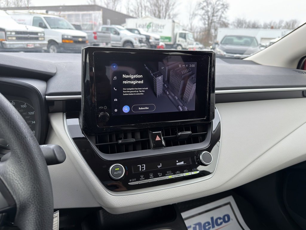 Used 2025 Toyota Corolla Hybrid Sedan image 41