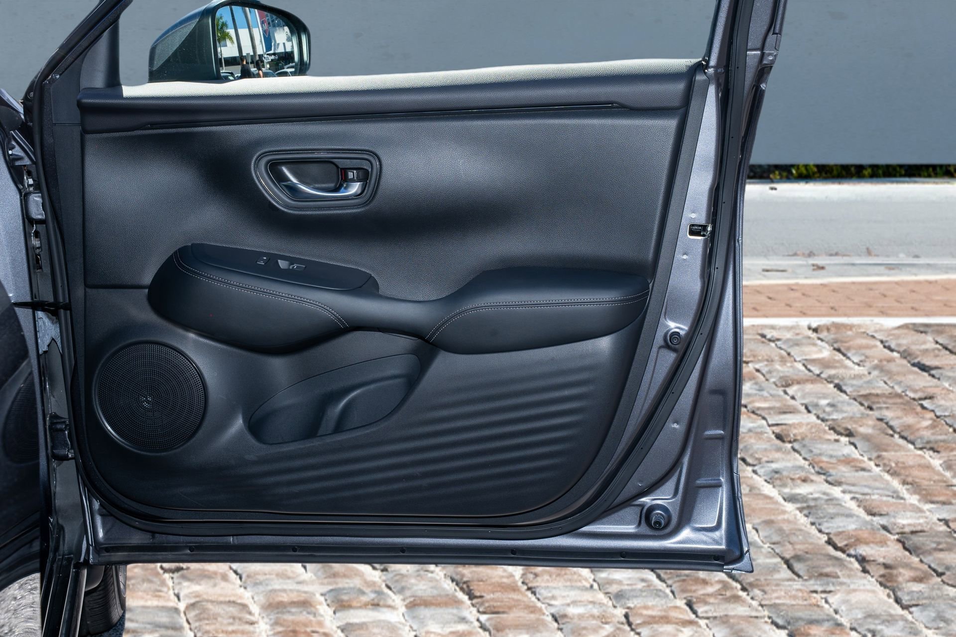 Certified 2023 Honda HR-V EX-L image 12