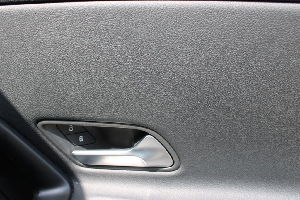 Used 2025 Mercedes-Benz CLA 250 image 27
