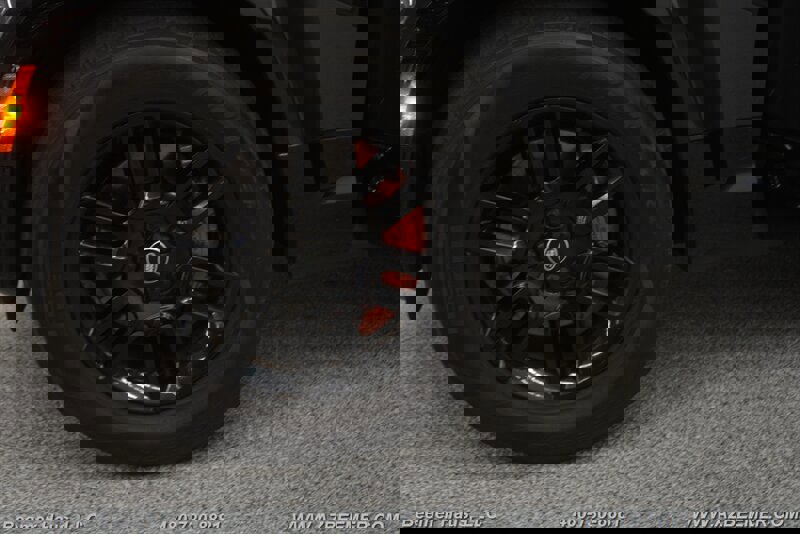 Used 2023 Land Rover Defender 130 X image 46