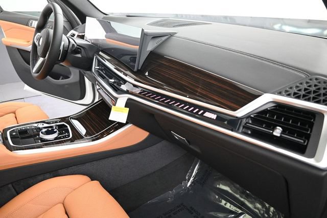 New 2026 BMW X5 M60i AWD/4WD image 26