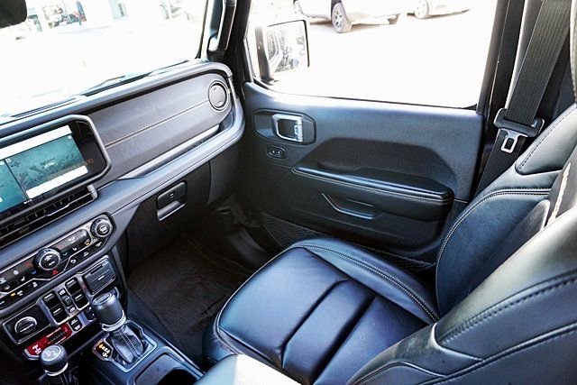 Certified 2024 Jeep Wrangler Unlimited Rubicon 392 image 31