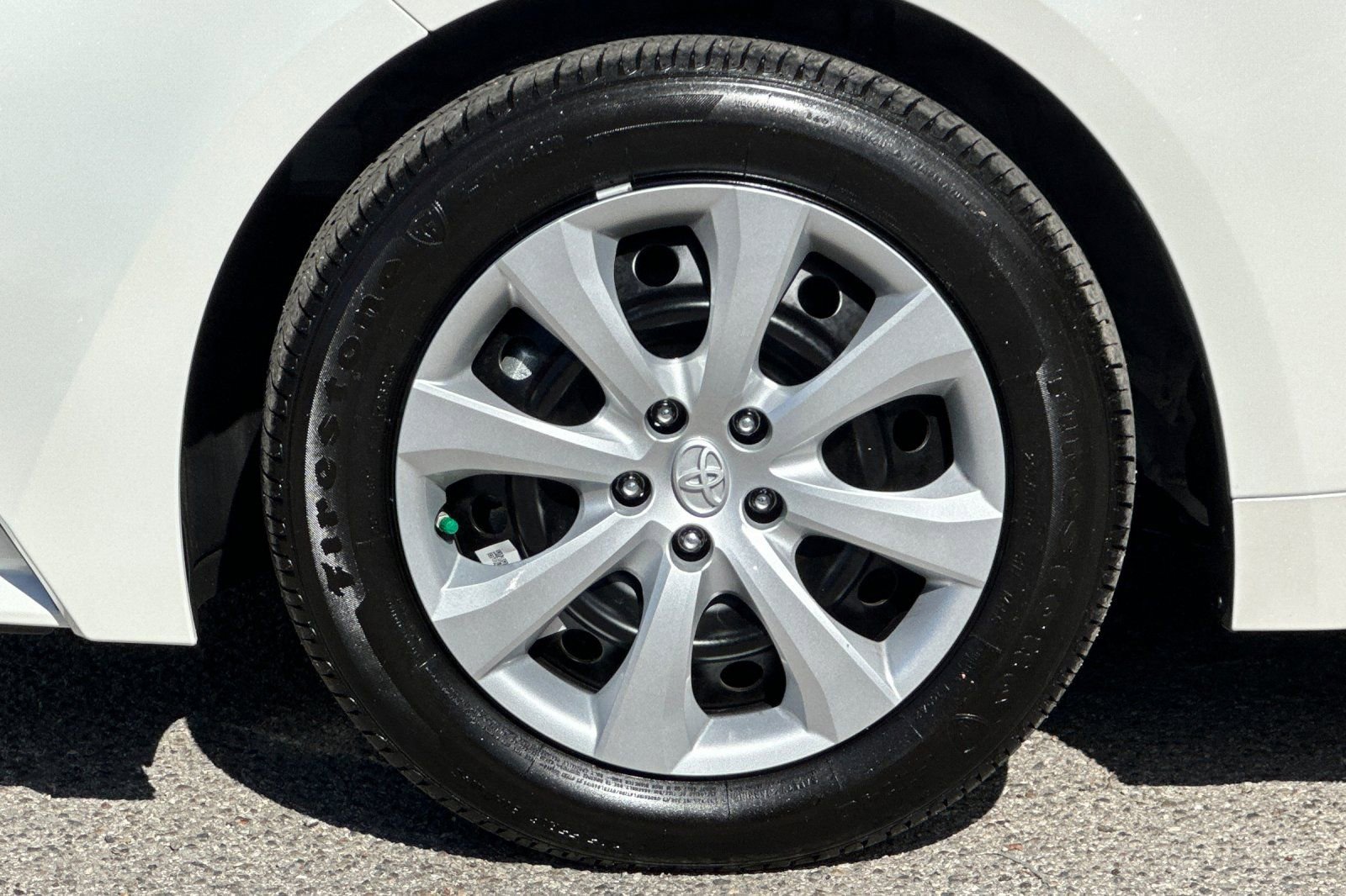 Used 2020 Toyota Corolla LE w/ Carpet Mat Package (TMS) image 24