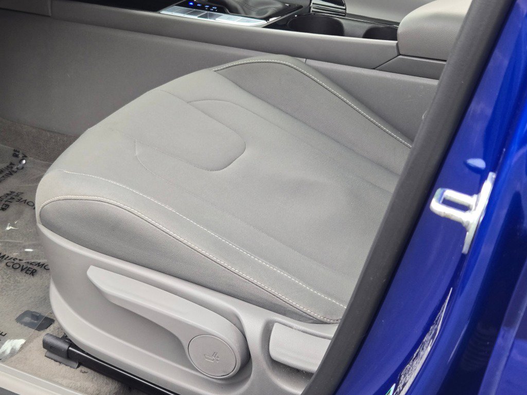 Used 2025 Hyundai Elantra SEL FWD image 20