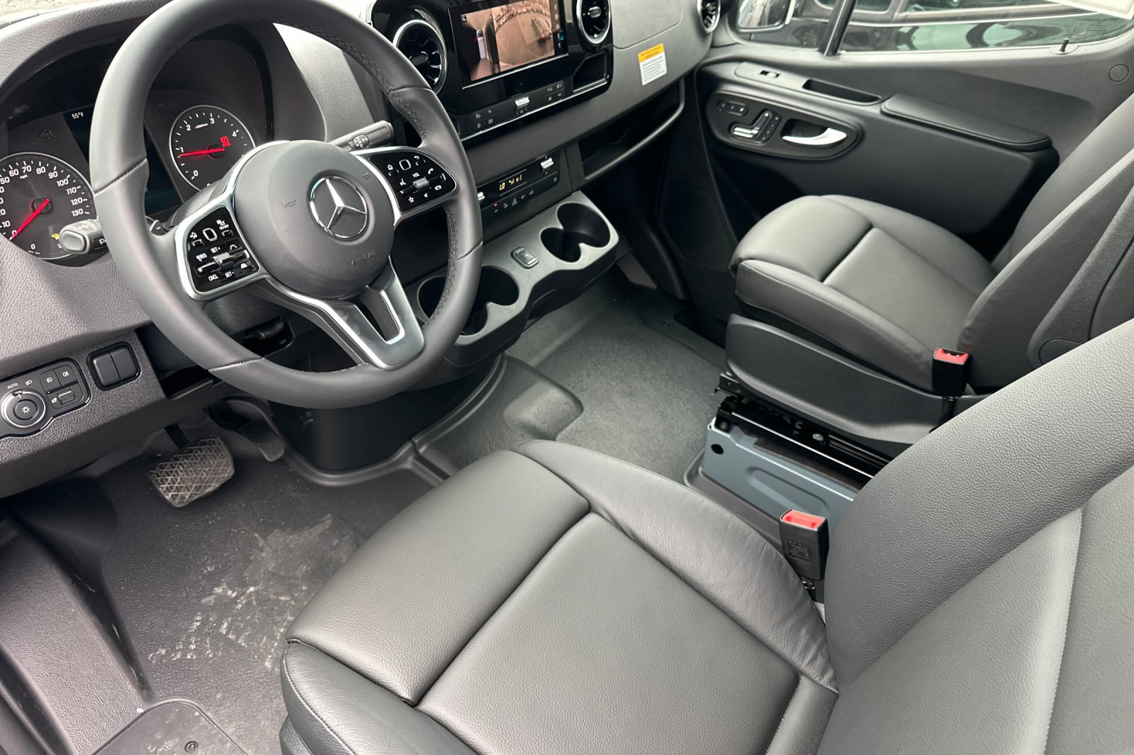 New 2024 Mercedes-Benz Sprinter 2500 image 10