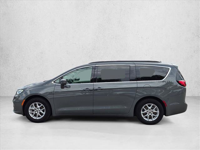 Used 2022 Chrysler Pacifica Touring-L FWD image 9