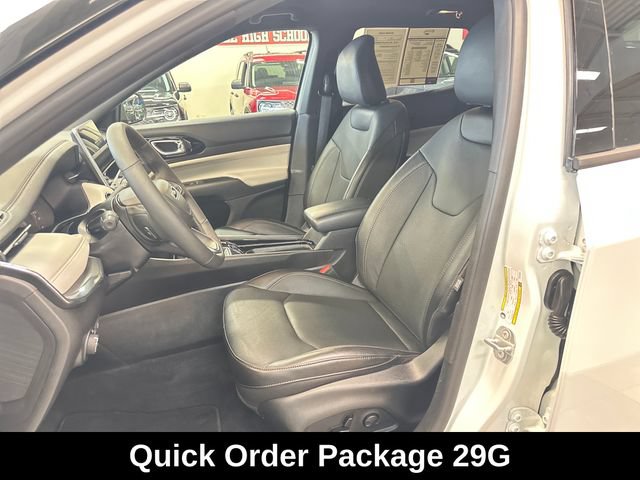 Used 2023 Jeep Compass Limited AWD/4WD image 4