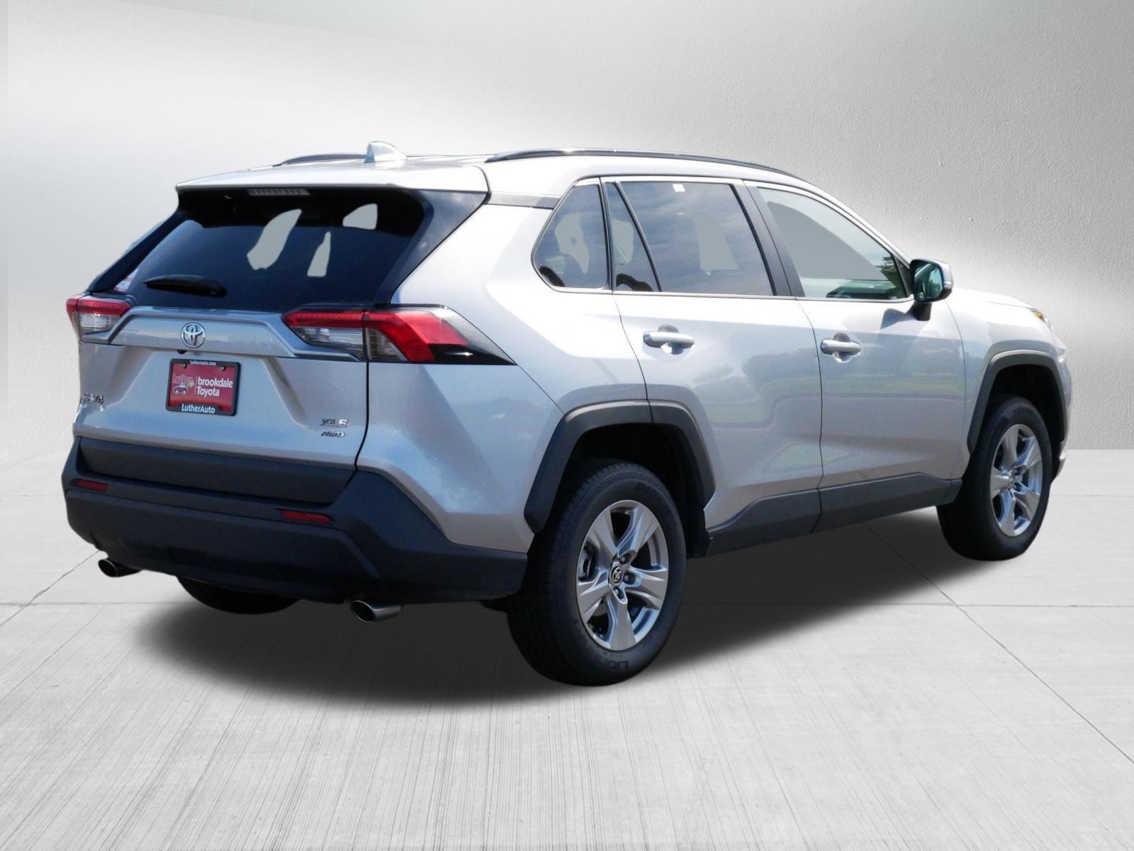 Certified 2025 Toyota RAV4 XLE AWD/4WD image 7