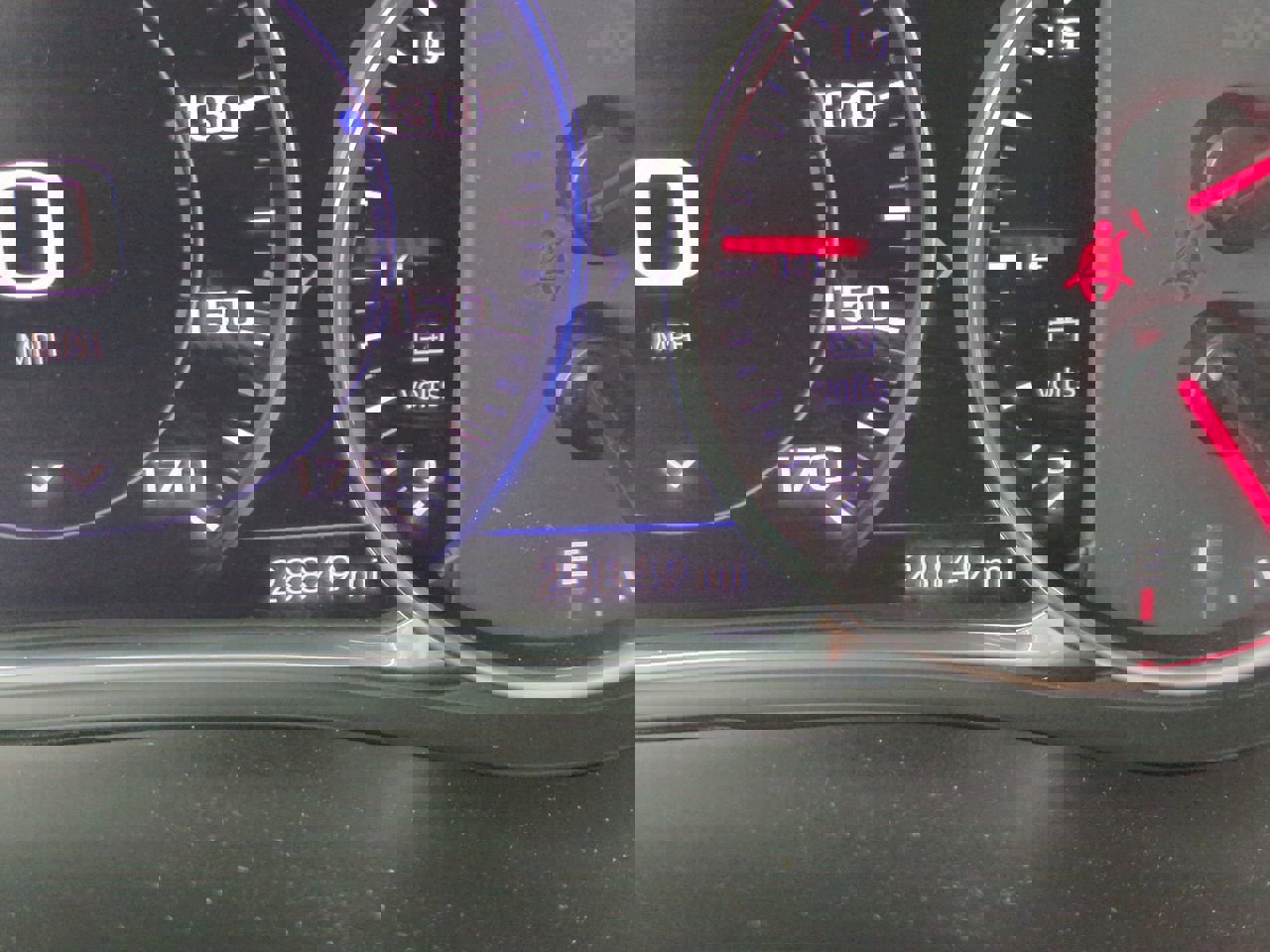 Certified 2023 Chevrolet Traverse High Country image 28