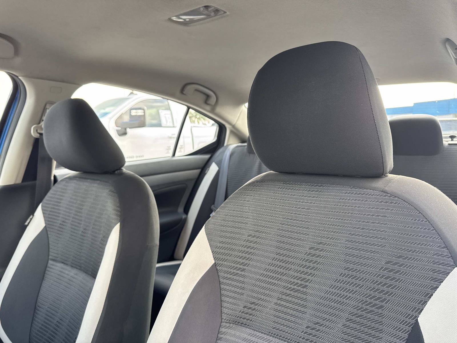 Used 2021 Nissan Versa SV image 22