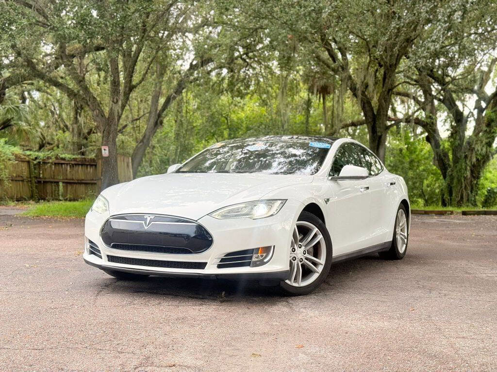 Used 2013 Tesla Model S Performance image 1