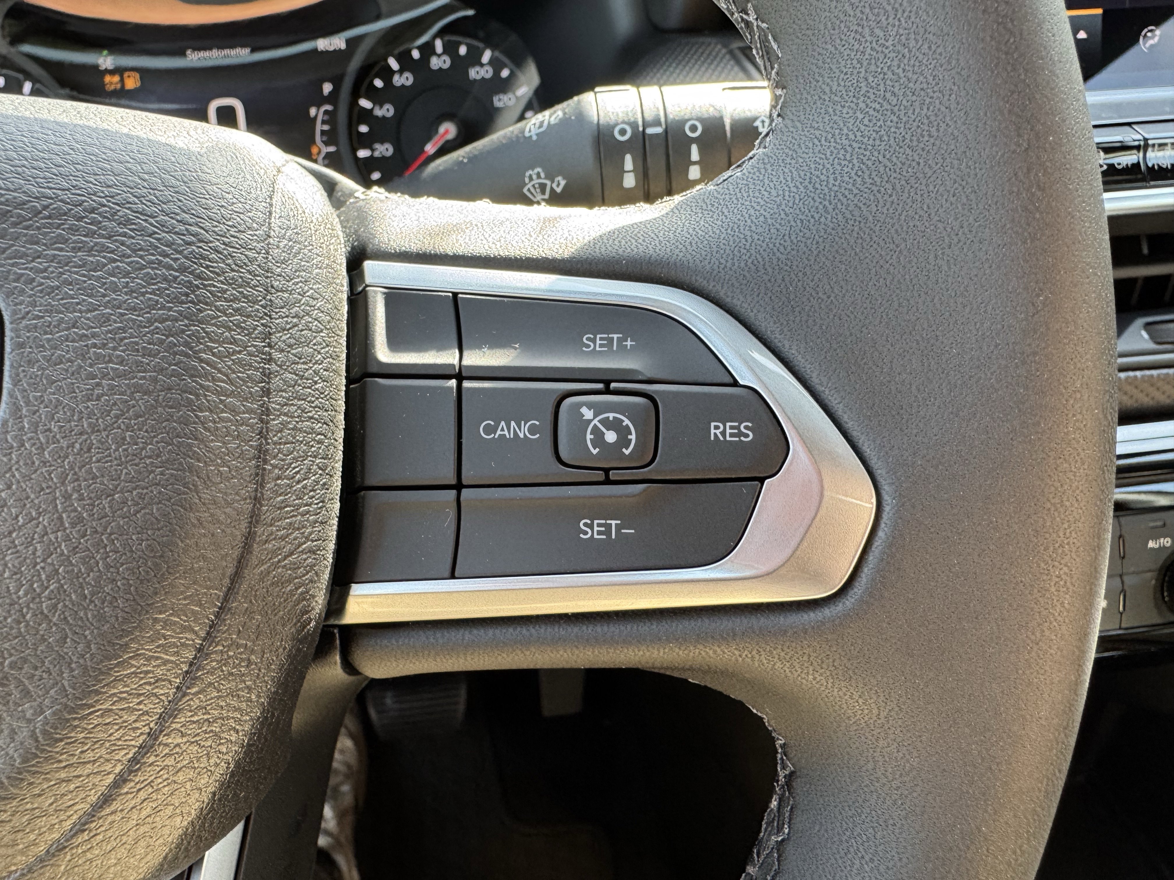 New 2026 Jeep Compass Latitude image 16