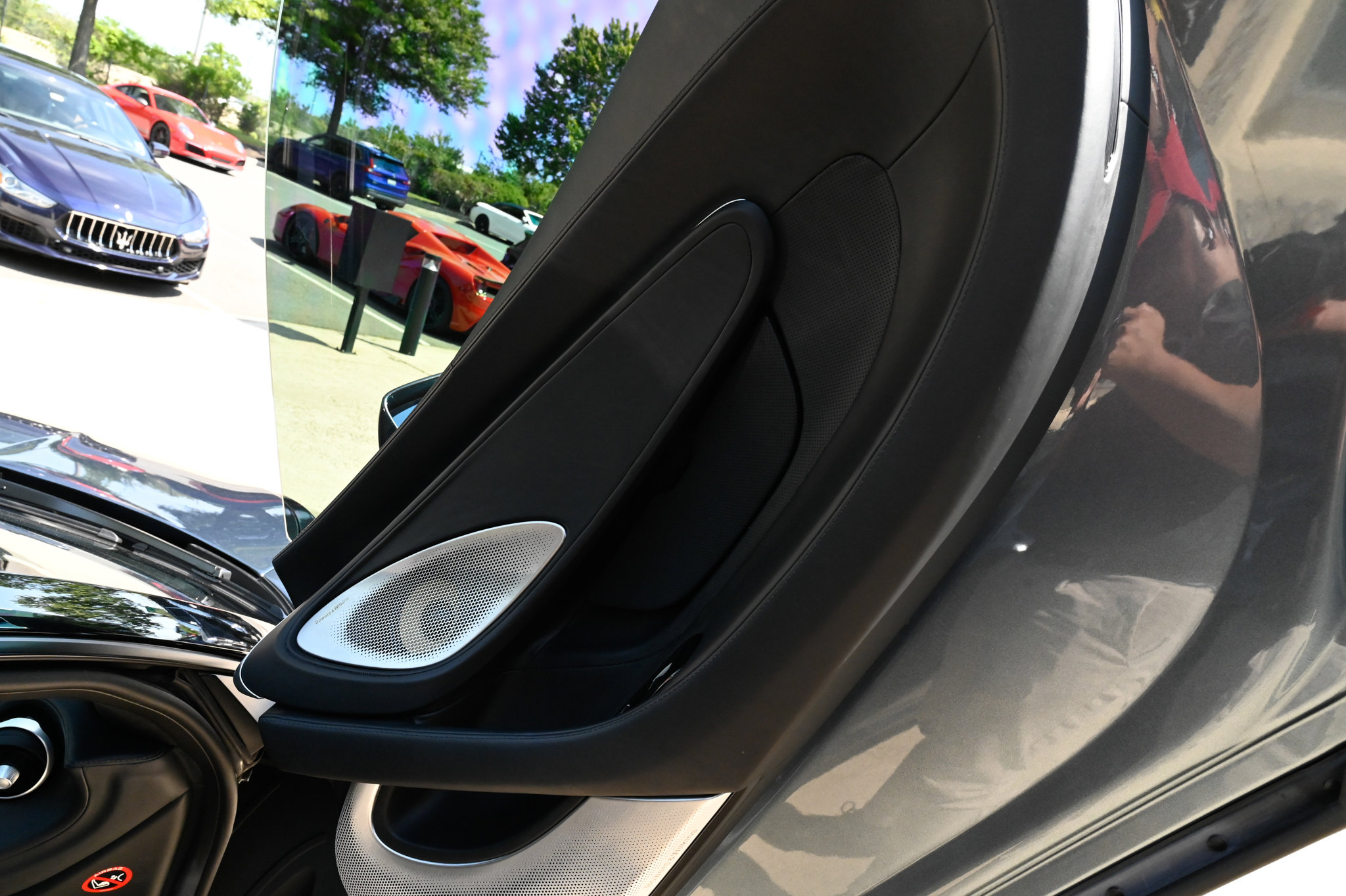 Used 2023 McLaren GT RWD image 43
