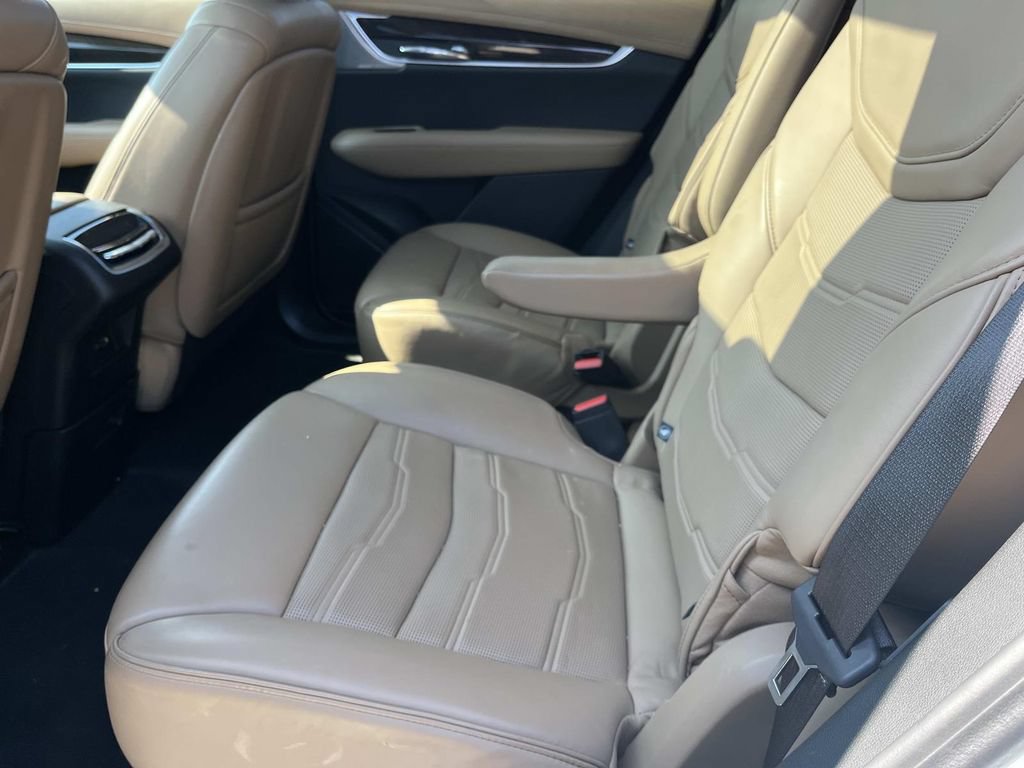 Certified 2024 Cadillac XT6 Sport w/ Platinum Package AWD/4WD image 21