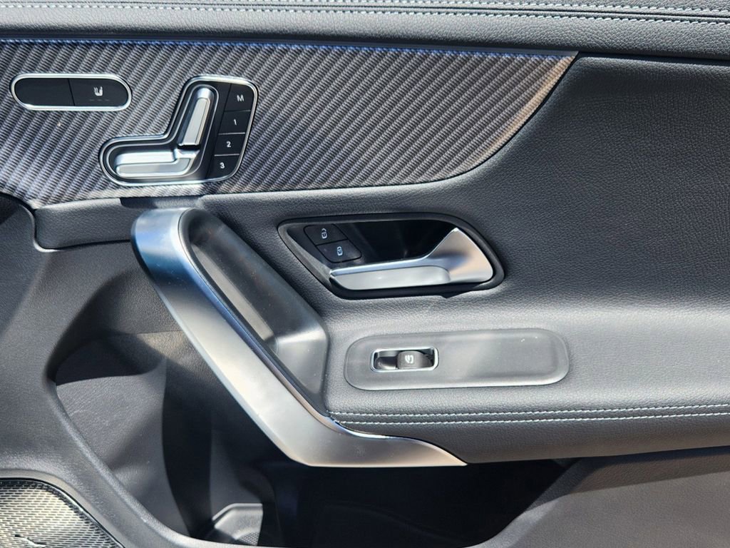 New 2025 Mercedes-Benz CLA 250 4MATIC image 19