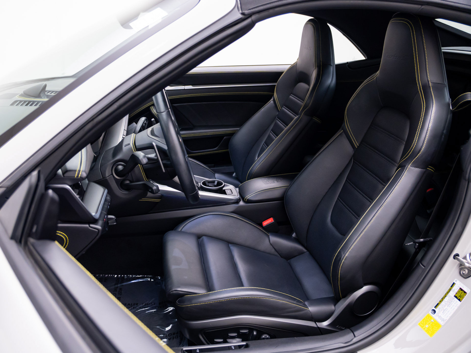 Certified 2022 Porsche 911 Turbo S AWD/4WD image 5