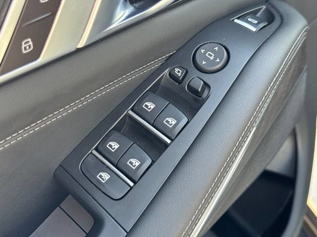 Used 2024 BMW X5 xDrive40i AWD/4WD image 17