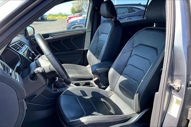 Used 2022 Volkswagen Tiguan SEL R-Line AWD/4WD image 27