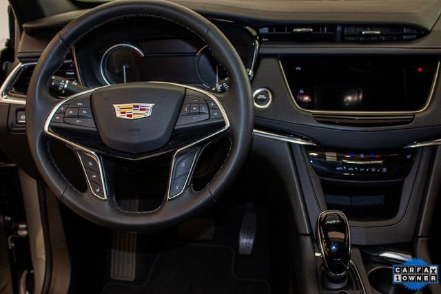 Certified 2025 Cadillac XT5 Premium Luxury image 16