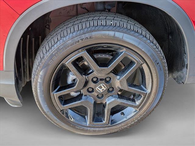 Certified 2025 Honda Passport Black Edition image 24