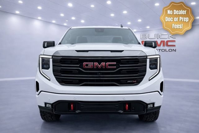 Used 2023 GMC Sierra 1500 AT4 w/ AT4 Preferred Package AWD/4WD image 3