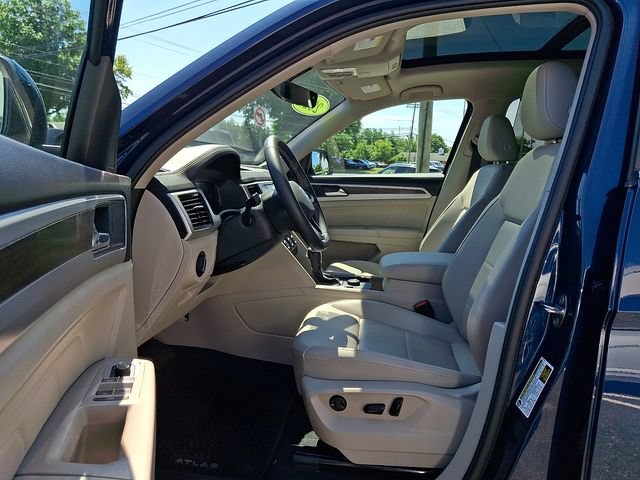 Used 2023 Volkswagen Atlas SE w/ Panoramic Sunroof Package AWD/4WD image 14