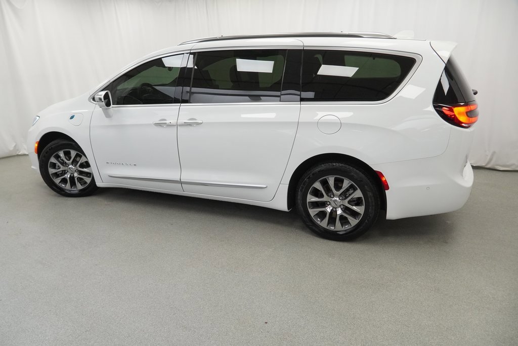 Certified 2021 Chrysler Pacifica Pinnacle image 16