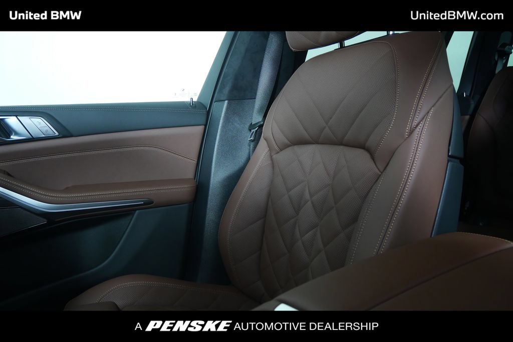 New 2027 BMW X7 xDrive40i w/ M Sport Package AWD/4WD image 24