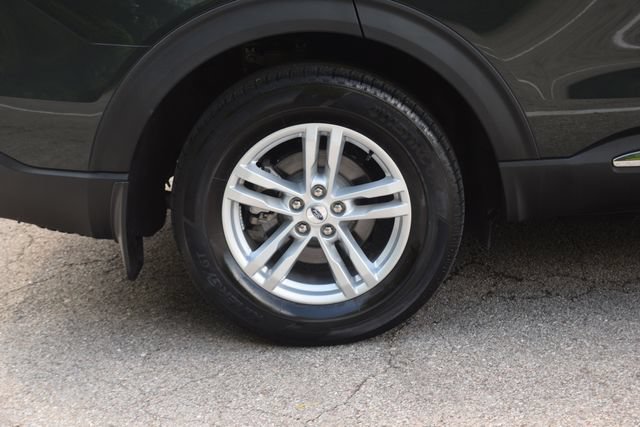 Used 2024 Ford Explorer XLT w/ Equipment Group 202A AWD/4WD image 27