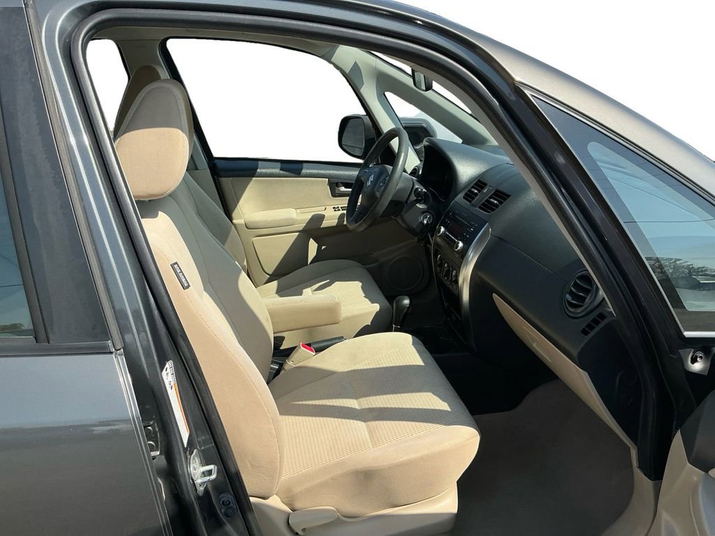 Used 2012 Suzuki SX4 LE FWD image 22