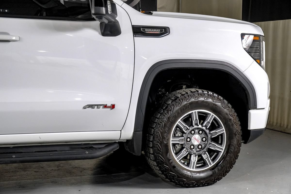 Used 2024 GMC Sierra 1500 AT4 w/ AT4 Premium Package AWD/4WD image 7