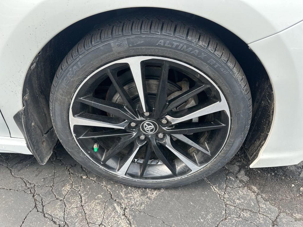 Used 2019 Toyota Camry XSE image 45