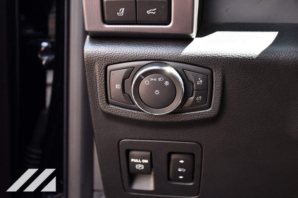 Used 2021 Ford Expedition Platinum AWD/4WD image 16