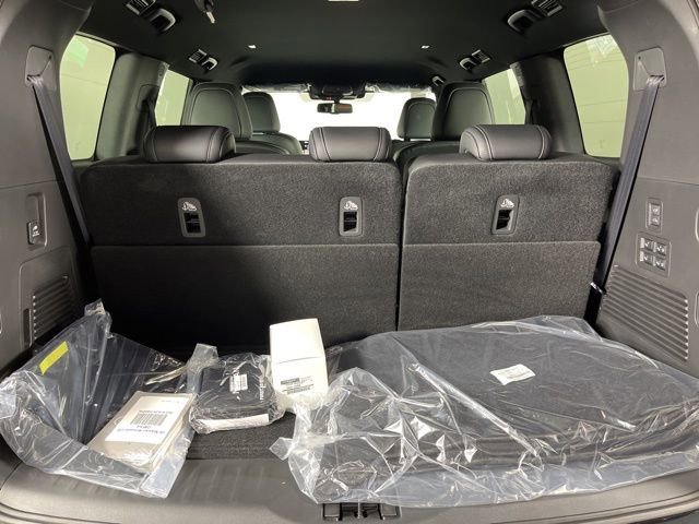 New 2026 Nissan Armada PRO-4X AWD/4WD image 48