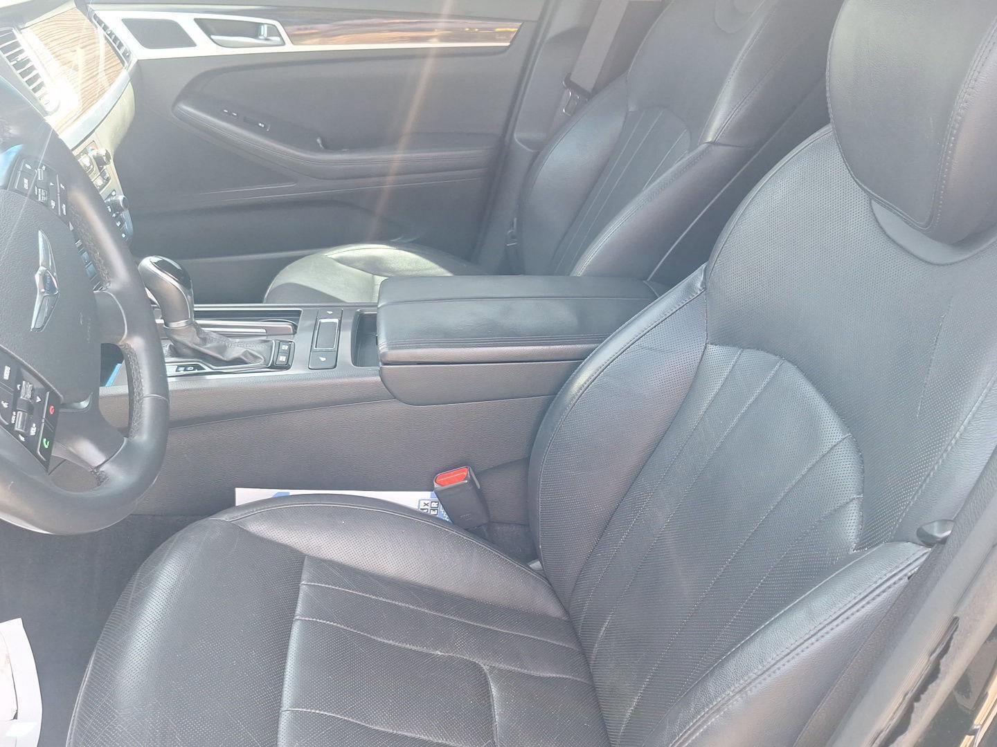 Used 2017 Genesis G80 3.8 RWD image 11