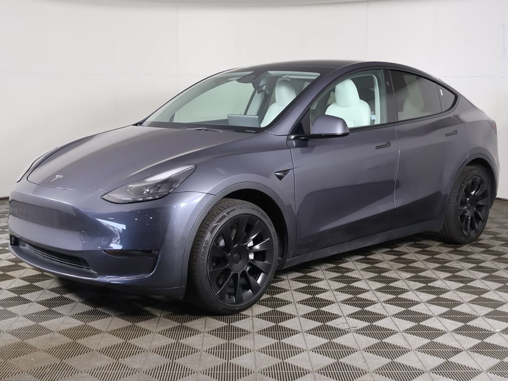 Used 2023 Tesla Model Y Long Range AWD/4WD image 8